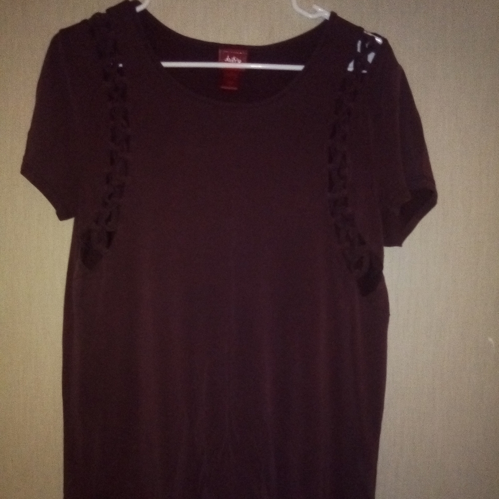 Buckle shirt